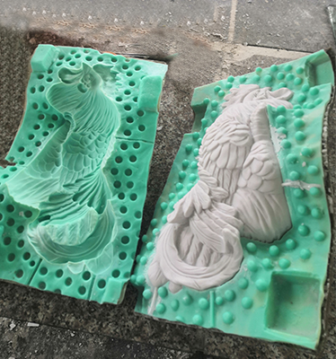   樹(shù)脂工藝品模具硅膠翻模過(guò)程中發(fā)粘原因你知道嗎 ？
