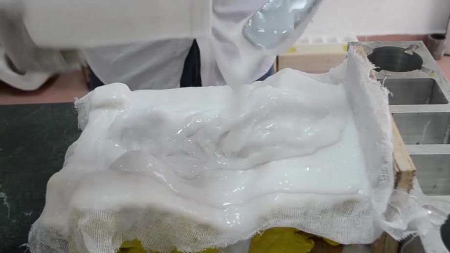 模具硅膠刷模如何使用，有什么需要注意的 ？