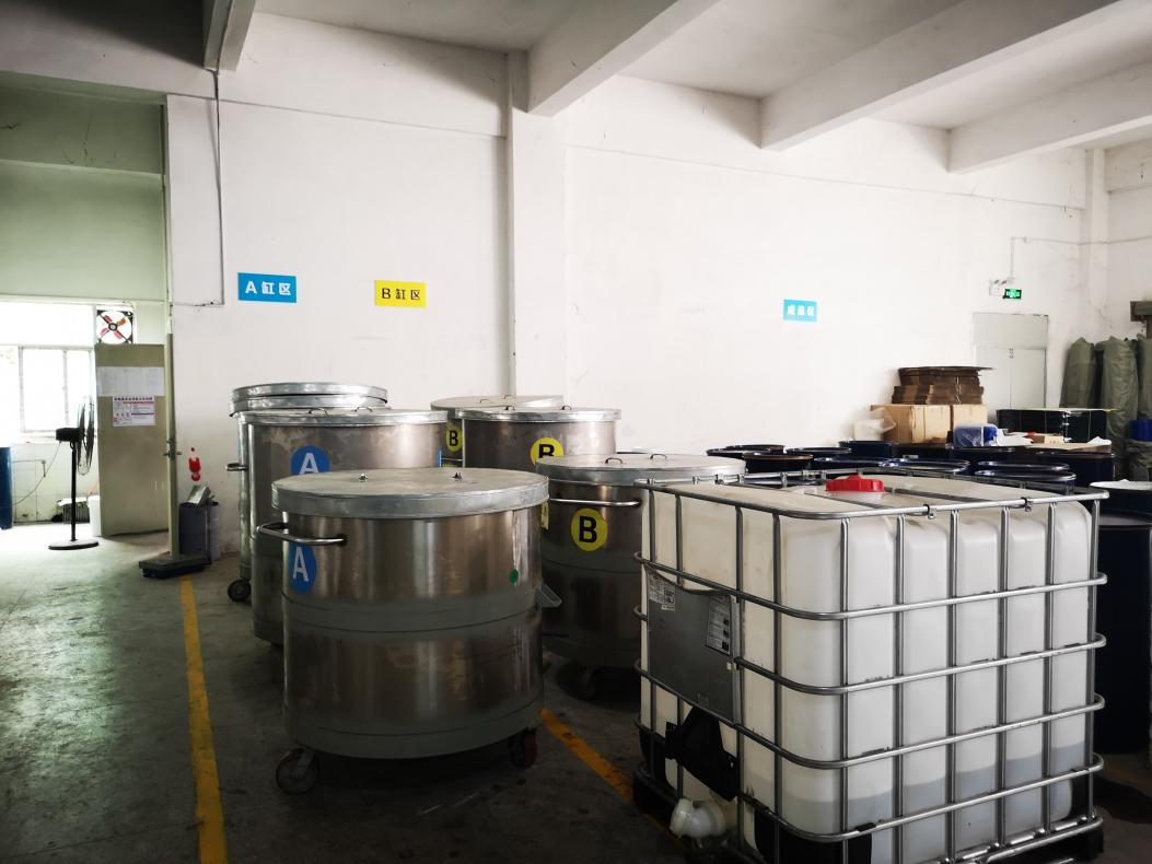模具硅膠原料和制品儲存需留意的事項有哪些 ？